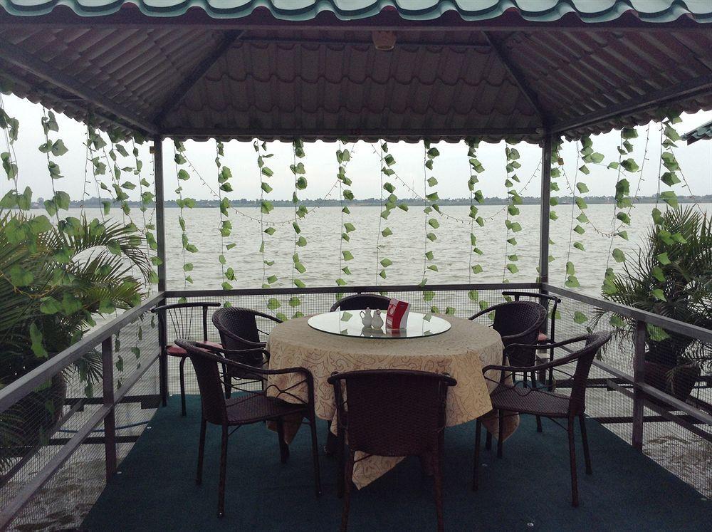 High Sky Hotel Phnom Pen Exterior foto