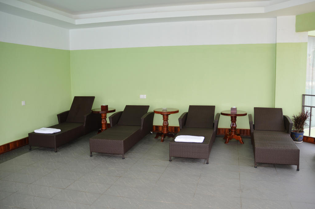 High Sky Hotel Phnom Pen Exterior foto