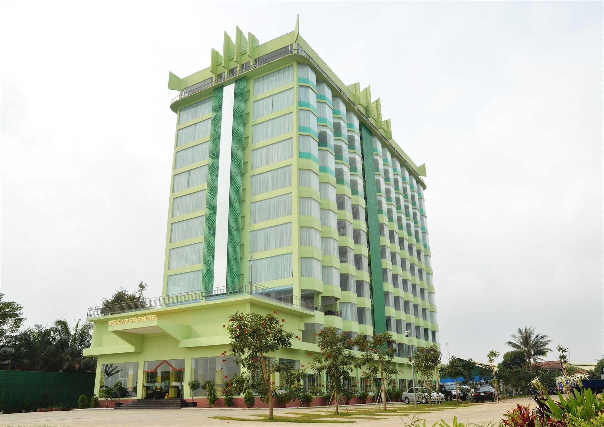 High Sky Hotel Phnom Pen Exterior foto